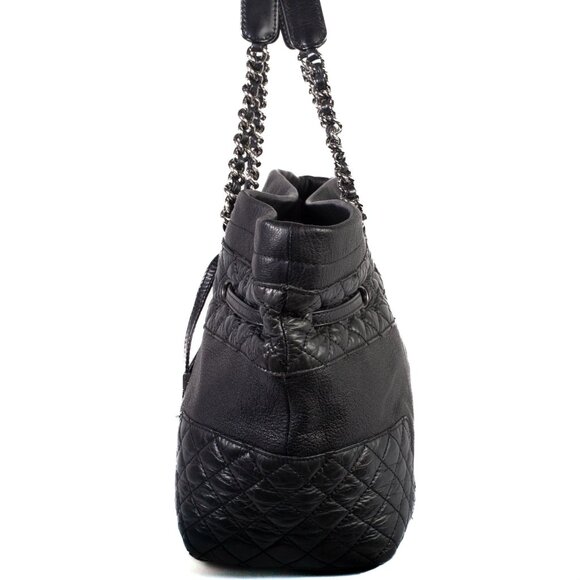 Authentic Chanel Matelasse Haraco Black Chain Shoulder Tote Bag - Picture 2 of 10